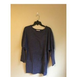 Color me red medium blue long sleeves top